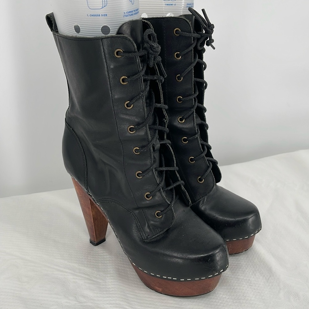 N.Y.L.A. Shonda Leather Platform Boot Womens High Heel Strap Party Pump 7.5